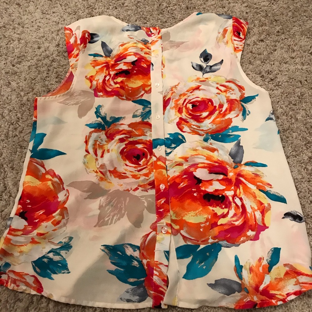 Flowered blouse - Picture 4 of 5